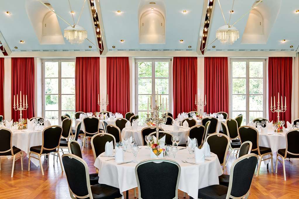 Welcome Hotel Residenzschloss Бамберг Удобства фото